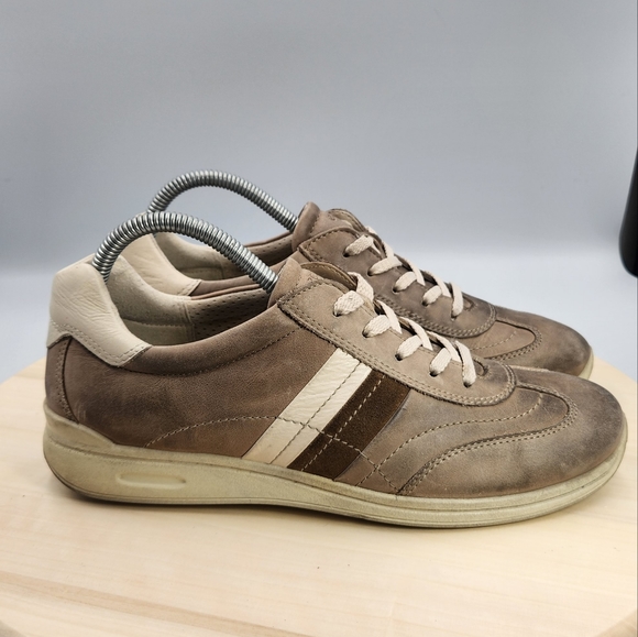 Ecco Shoes - ECCO Women's Sneakers sz 39